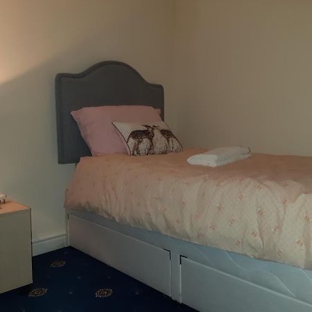 Phoenix Nights Guest House Barrow-in-Furness Zewnętrze zdjęcie