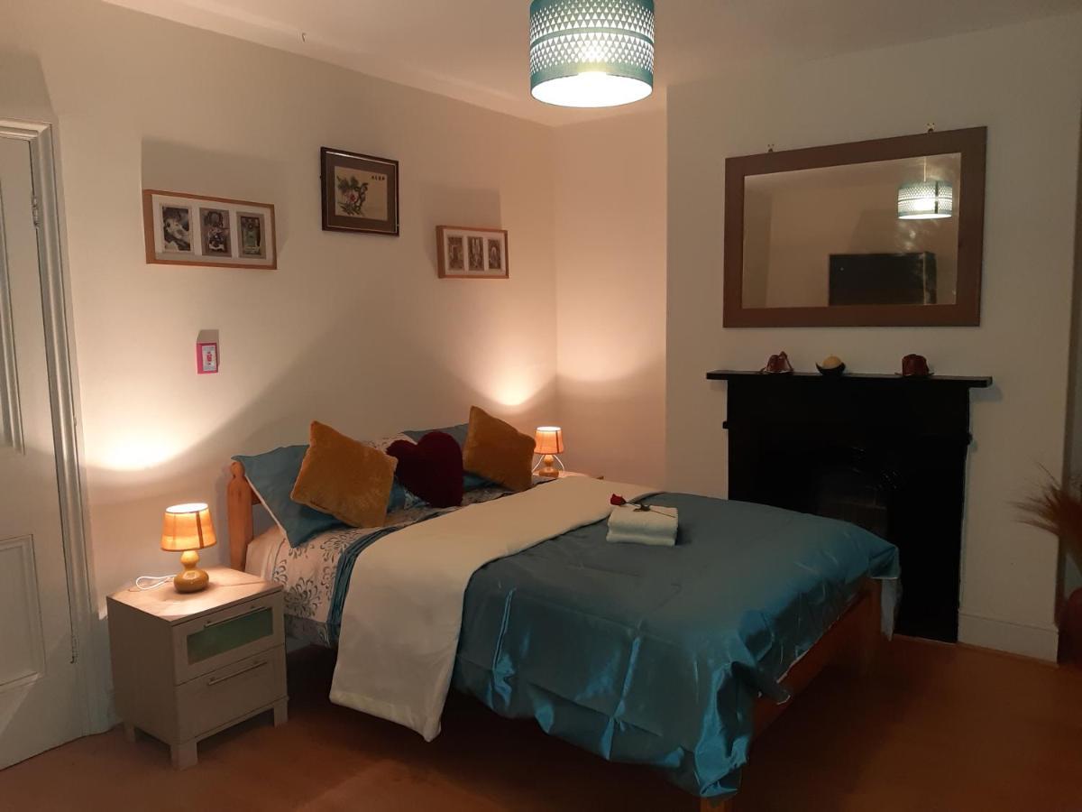 Phoenix Nights Guest House Barrow-in-Furness Zewnętrze zdjęcie
