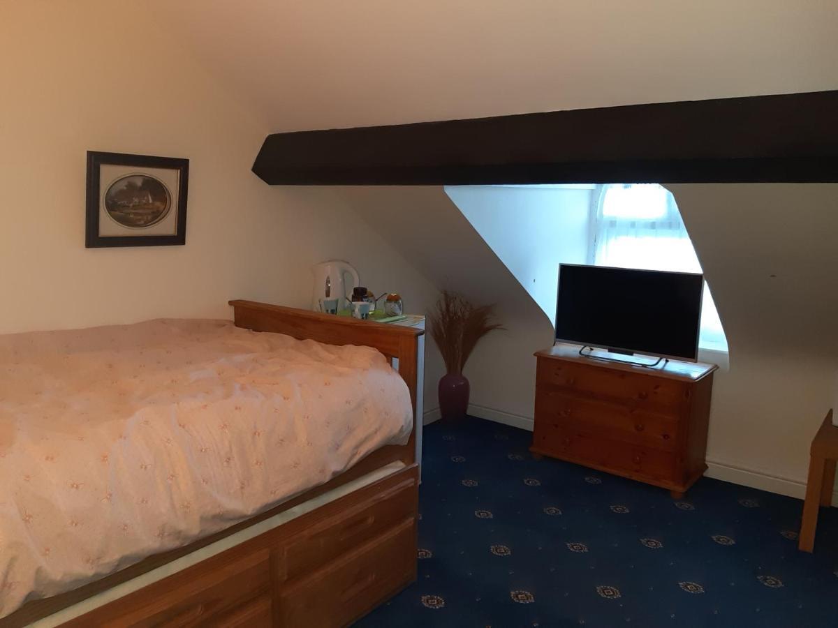 Phoenix Nights Guest House Barrow-in-Furness Zewnętrze zdjęcie