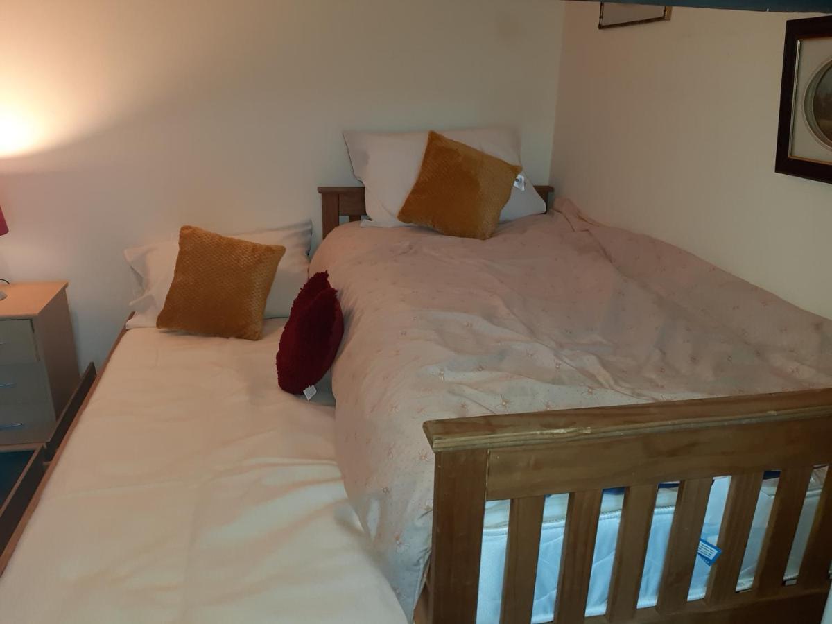Phoenix Nights Guest House Barrow-in-Furness Zewnętrze zdjęcie