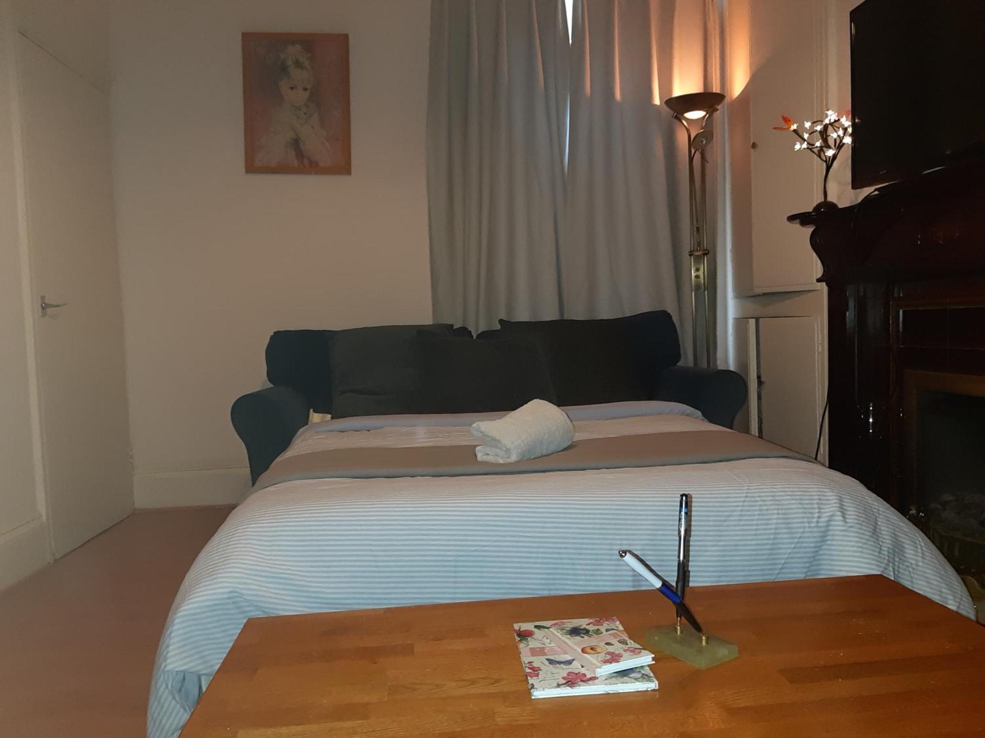 Phoenix Nights Guest House Barrow-in-Furness Zewnętrze zdjęcie